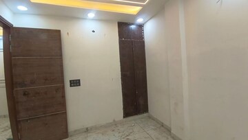 Room in 2.5 BHK Builder Floor at Burari – for Sale