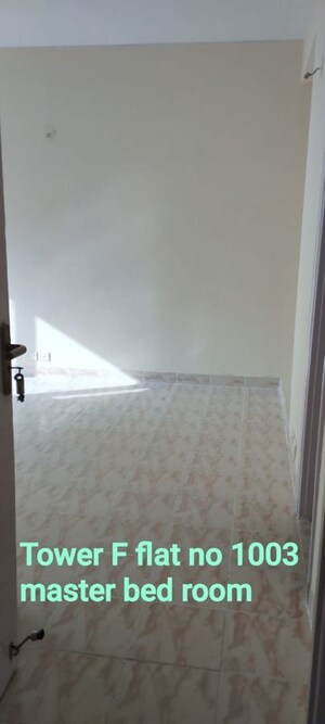 Room in 2 BHK Apartment at BPTP Princess Park, Sector 86 – for Sale