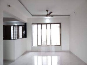 Room in 2 BHK Apartment at Lucent Fressia Ranibello, Malad East – for Rent