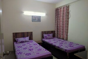  Pg For Rent in Chanarthal rd