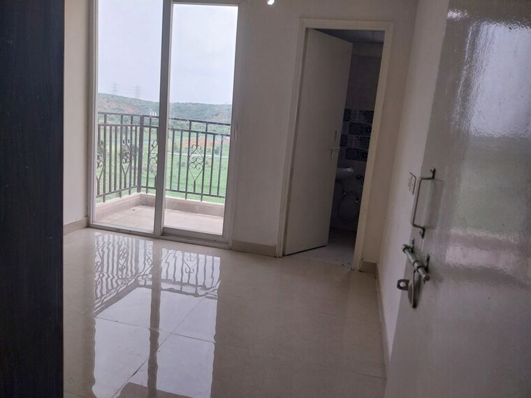 Room, signature-global-golf-greens 3 Bedroom 728 Sq.Ft. Apartment In Sector 79 Gurgaon 10067585
