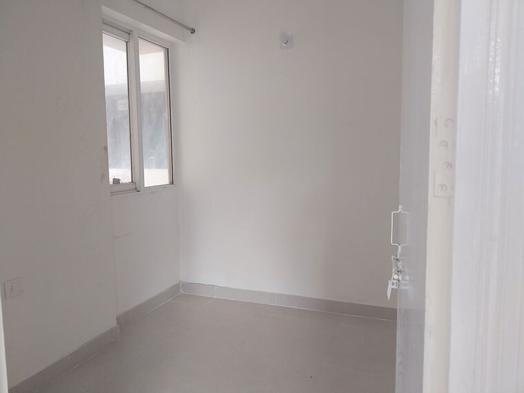 Room, signature-global-golf-greens 3 Bedroom 728 Sq.Ft. Apartment In Sector 79 Gurgaon 10067585