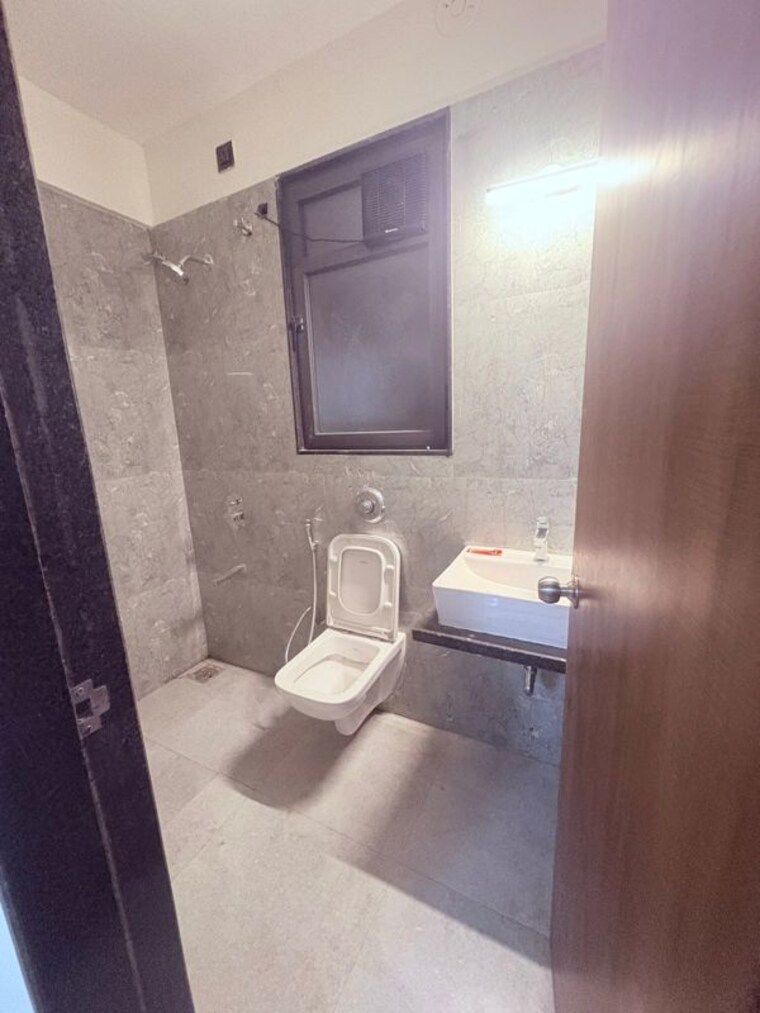 Bathroom, vtp-aethereus 2 Bedroom 623 Sq.Ft. Apartment In Mahalunge Pune 10067607