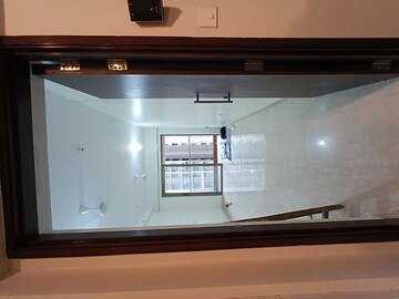 Furnished Amenities in 2 BHK Apartment at Kalpataru Paramount, Kapur Bawdi – for Sale