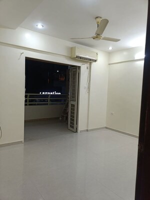 Room in 2.5 BHK Apartment at GK Dwarka Flora Residency, Pimple Saudagar – for Sale