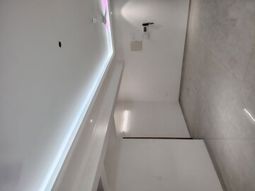 3 BHK Apartment For Sale in Acharat Baug, Santacruz West