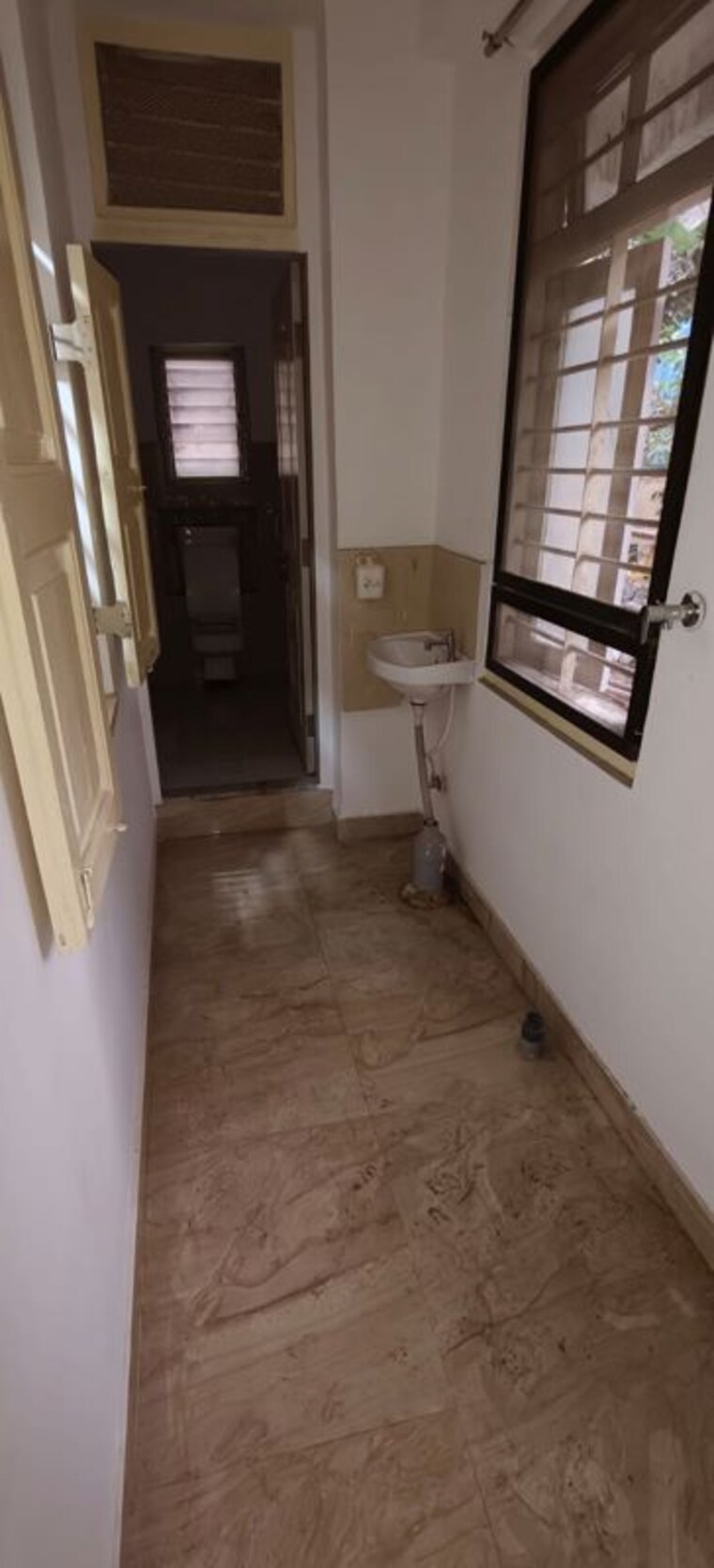 Bathroom, ghantali 1 RK 275 Sq.Ft. Apartment In Ghantali Thane 10067761