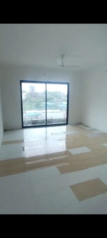 Room in 3 BHK Apartment at Anandtara Iris Residences, Mundhwa – for Sale