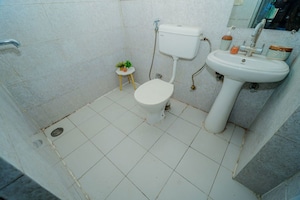 Bathroom in 2 BHK Apartment at Migsun Twinz, Eta Ii Greater Noida – for Sale