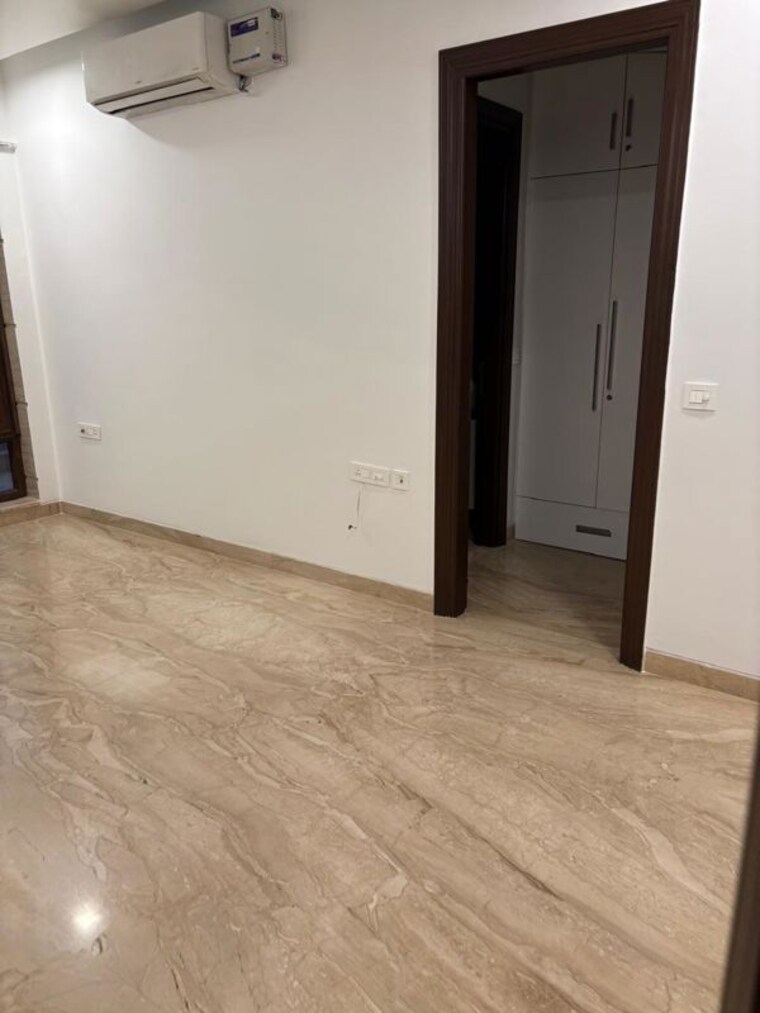 Room, dlf-atria 3 Bedroom 3000 Sq.Ft. Builder Floor In Dlf Phase ii Gurgaon 10067839