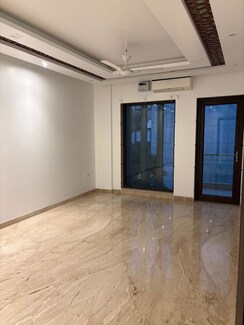 3 BHK + Servant Room,Study Room Builder Floor For Rent in DLF Atria