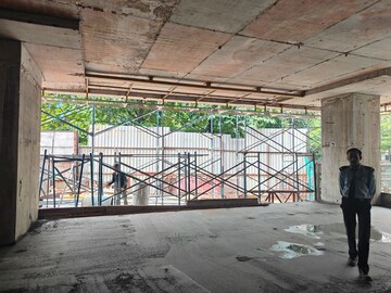  Showroom For Sale in Kandivali West