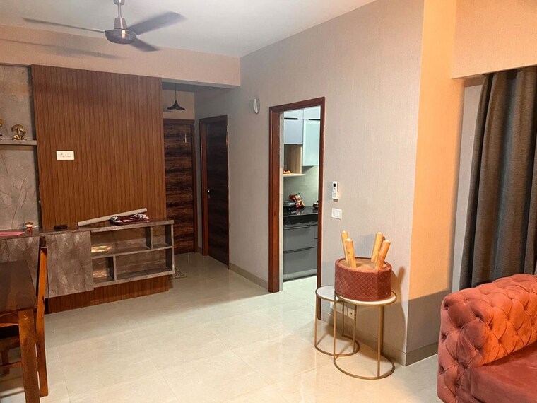 Living Room, m3m-marina 2 Bedroom 1330 Sq.Ft. Apartment In Sector 68 Gurgaon 10067885