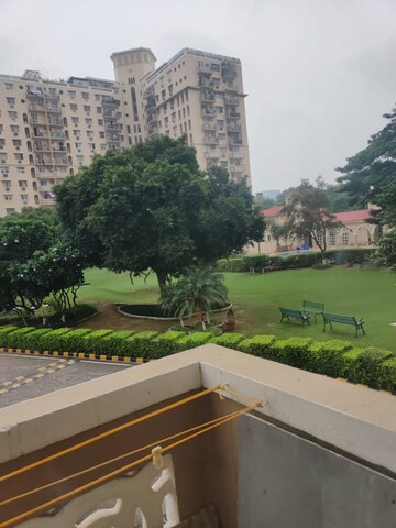 Balcony in 4 BHK Apartment at DLF Oakwood Estate, Dlf Phase ii – for Rent