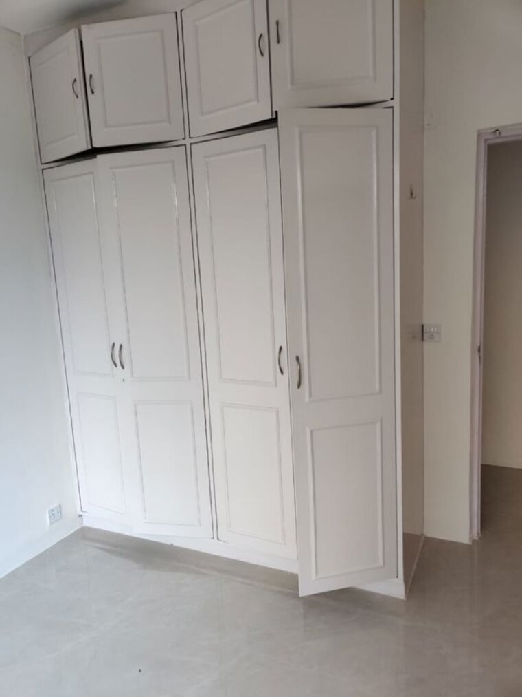 undefined, dlf-oakwood-estate 4 Bedroom 1767 Sq.Ft. Apartment In Dlf Phase ii Gurgaon 10067890