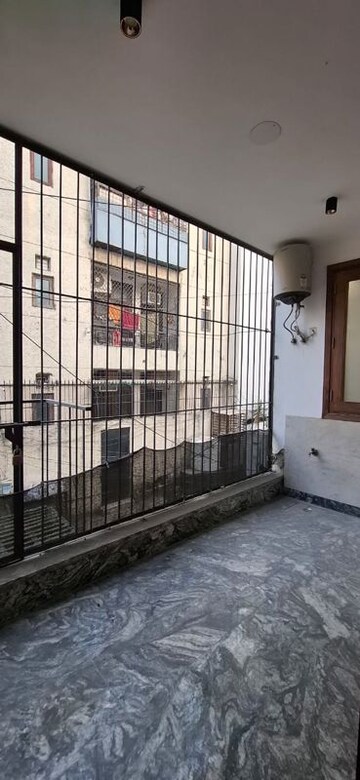 Balcony in 3 BHK Builder Floor at Defence Colony – for Rent