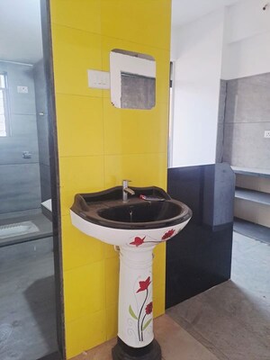 Master Bedroom in 2 BHK Apartment at Dombivli West – for Rent