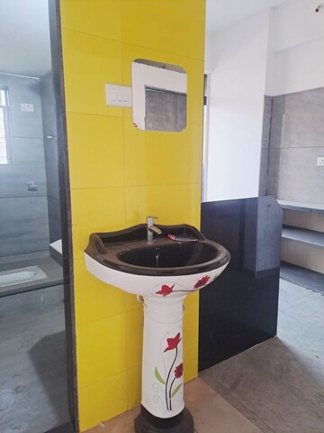 Master Bedroom in 2 BHK Apartment at Dombivli West – for Rent