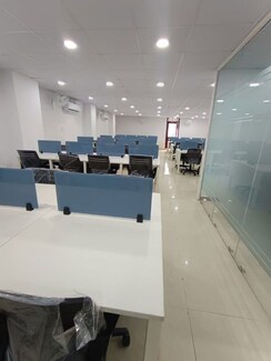 Office Space For Rent in Sector 16