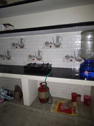 Master Bedroom in 1.5 BHK Builder Floor at RWA Apartments Sector 19, Sector 19 – for Rent