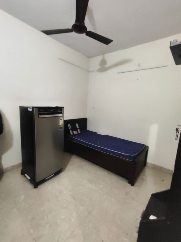 Living Room, rwa-apartments-sector-19 1.5 Bedroom 750 Sq.Ft. Builder Floor In Sector 19 Noida 10067994