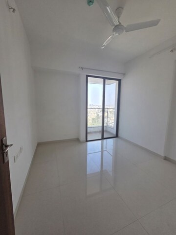 Room in 2 BHK Apartment at Bhaktamar Residency, Wadgaon Sheri – for Rent