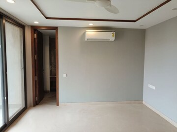 Room in 3 BHK Builder Floor at Kalkaji – for Sale