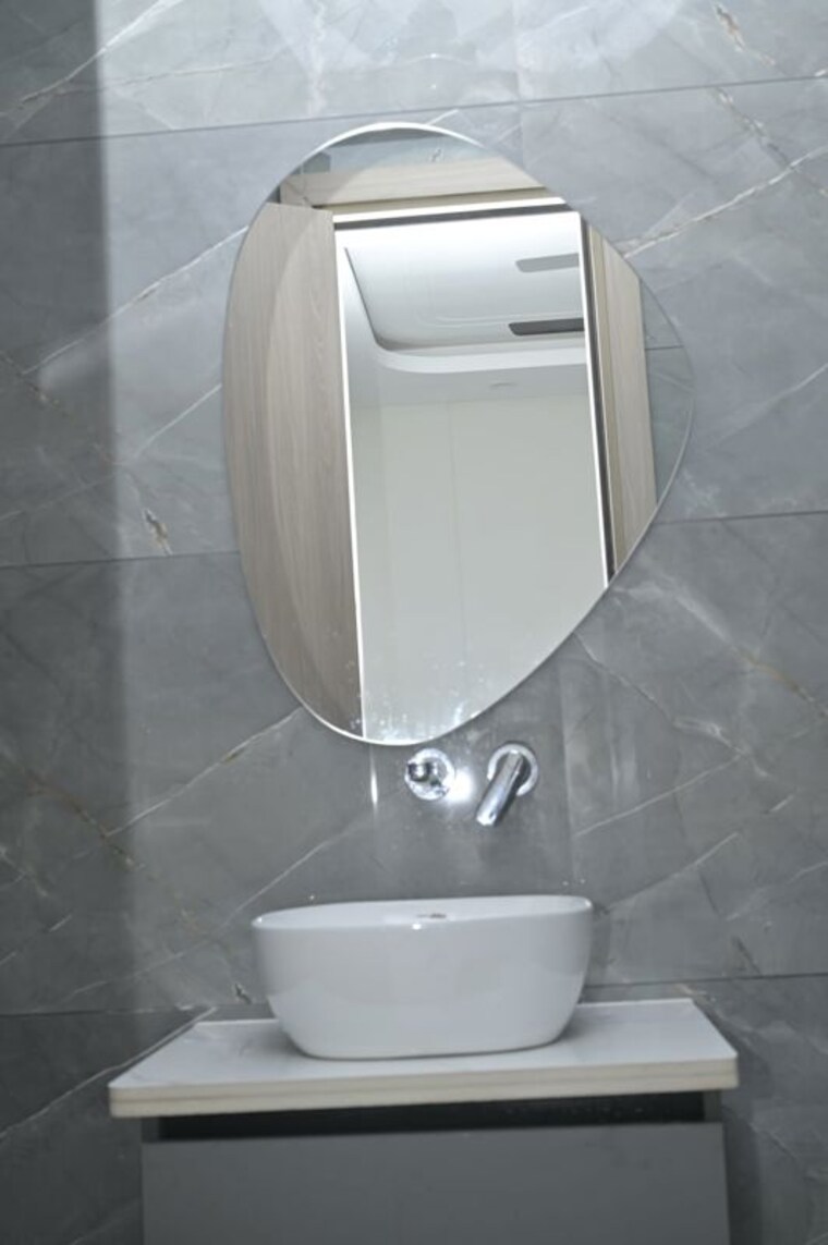 Bathroom, sector 42 1 Bedroom 2000 Sq.Ft. Builder Floor In Sector 42 Gurgaon 10068090