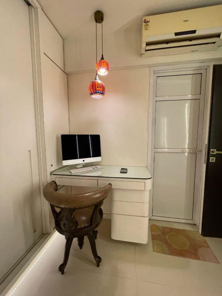 Bathroom, lalani-grandeur 2 Bedroom 1075 Sq.Ft. Apartment In Goregaon East Mumbai 10068103