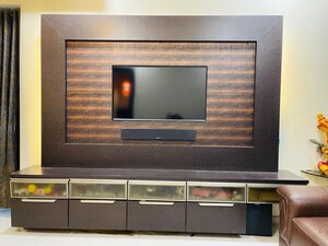 Furnished Amenities in 2 BHK Apartment at Lalani Grandeur, Goregaon East – for Rent