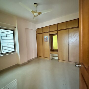Room in 3 BHK Apartment at Padmanabha Nagar – for Rent