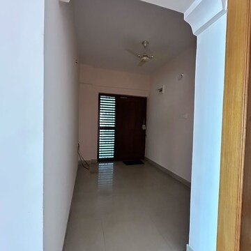 Room in 3 BHK Apartment at Padmanabha Nagar – for Rent