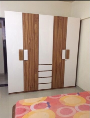 Room in 2 BHK Apartment at Kumar Kruti, Kalyani Nagar – for Rent