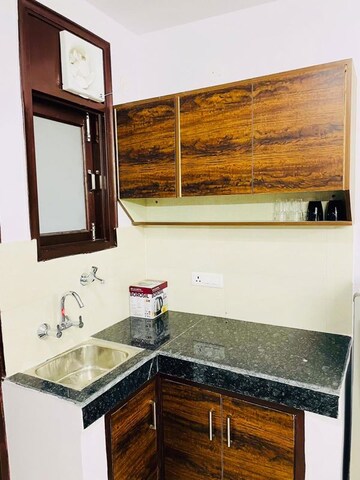 Furnished Amenities in 1 RK Builder Floor at Dlf Cyber City, Sector 24 – for Rent