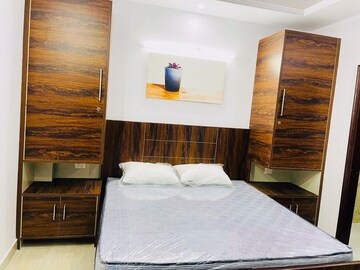 Bedroom in 1 RK Builder Floor at Dlf Cyber City, Sector 24 – for Rent