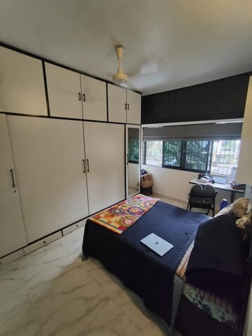 Bedroom in 2 BHK Apartment at Himath Ghar Khar West, Khar West – for Rent