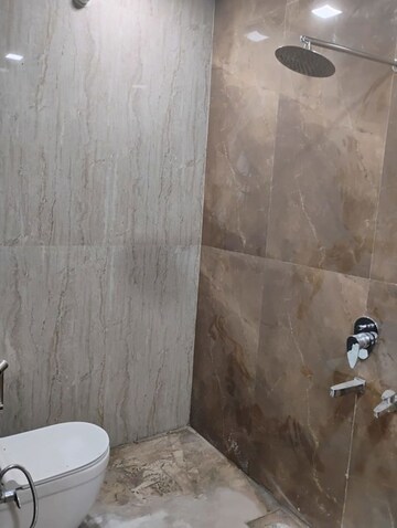 Bathroom in 2 BHK Apartment at Nirala Greenshire Phase I, Patwari – for Rent