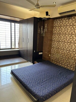 Bedroom in 3 BHK Apartment at Valencia Heights Byculla, Byculla – for Sale