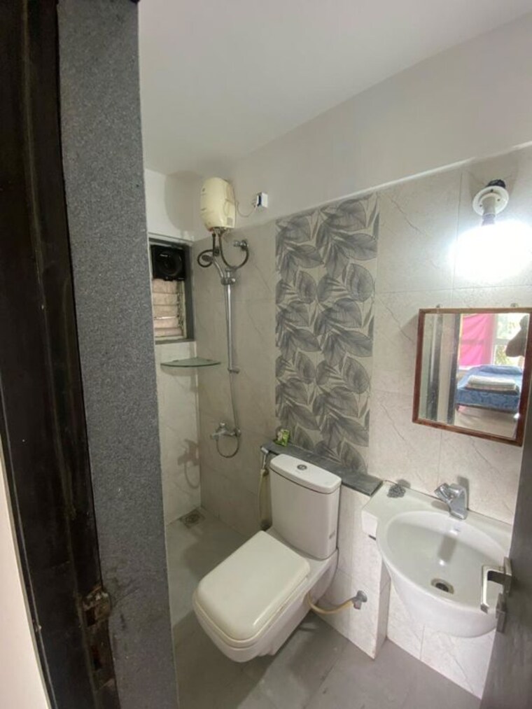 Bathroom, rohan-mithila 2 Bedroom 1280 Sq.Ft. Apartment In Viman Nagar Pune 10068248