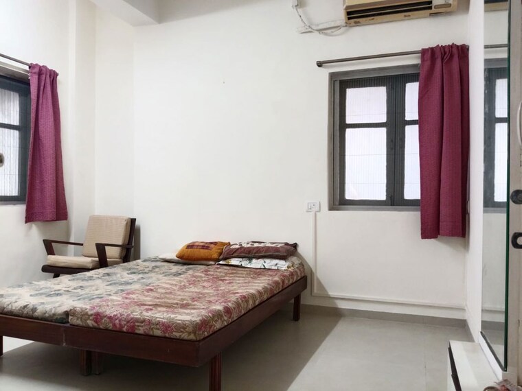 Bedroom, andheri east 4 Bedroom 2000 Sq.Ft. Apartment In Andheri East Mumbai 10057663