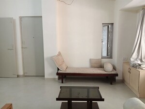 Living Room in 4 BHK Apartment at Andheri East – for Rent