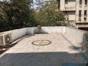 Terrace in 4 BHK Apartment at Andheri East – for Rent