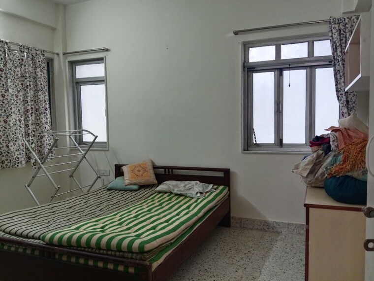 Bedroom, andheri east 4 Bedroom 2000 Sq.Ft. Apartment In Andheri East Mumbai 10057663