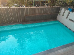 Swimming Pool in 3 BHK Apartment at Bearys Cul De Sac, Richmond Town – for Rent