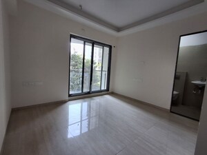 Room in 3 BHK Apartment at Anmol Towers, Goregaon West – for Rent