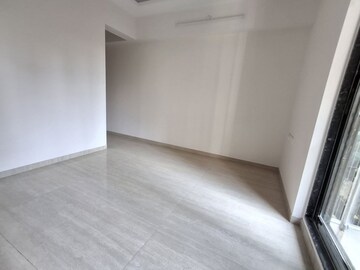 Room in 3 BHK Apartment at Anmol Towers, Goregaon West – for Rent