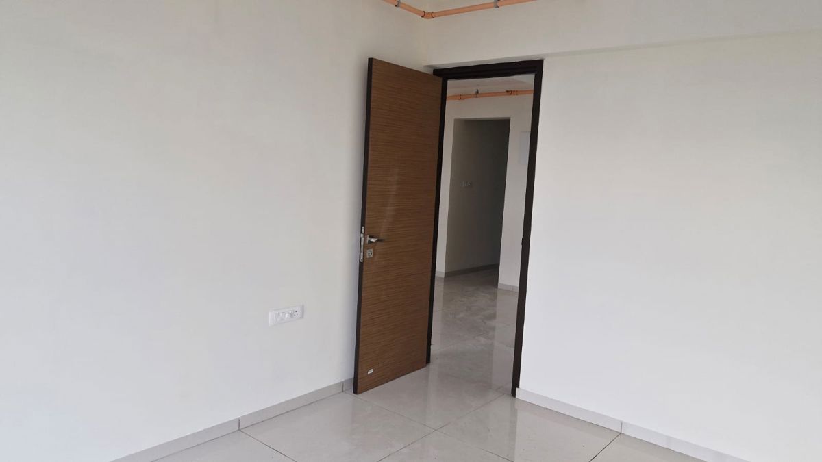 2 BHK + Study Room Apartment For Rent in Chandak 34 Park Estate