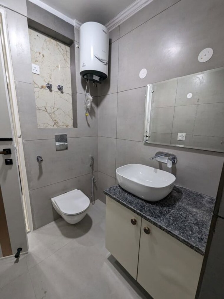 Bathroom, housing-board-colony-sector-51 3 Bedroom 2250 Sq.Ft. Apartment In Sector 51 Gurgaon 10068429