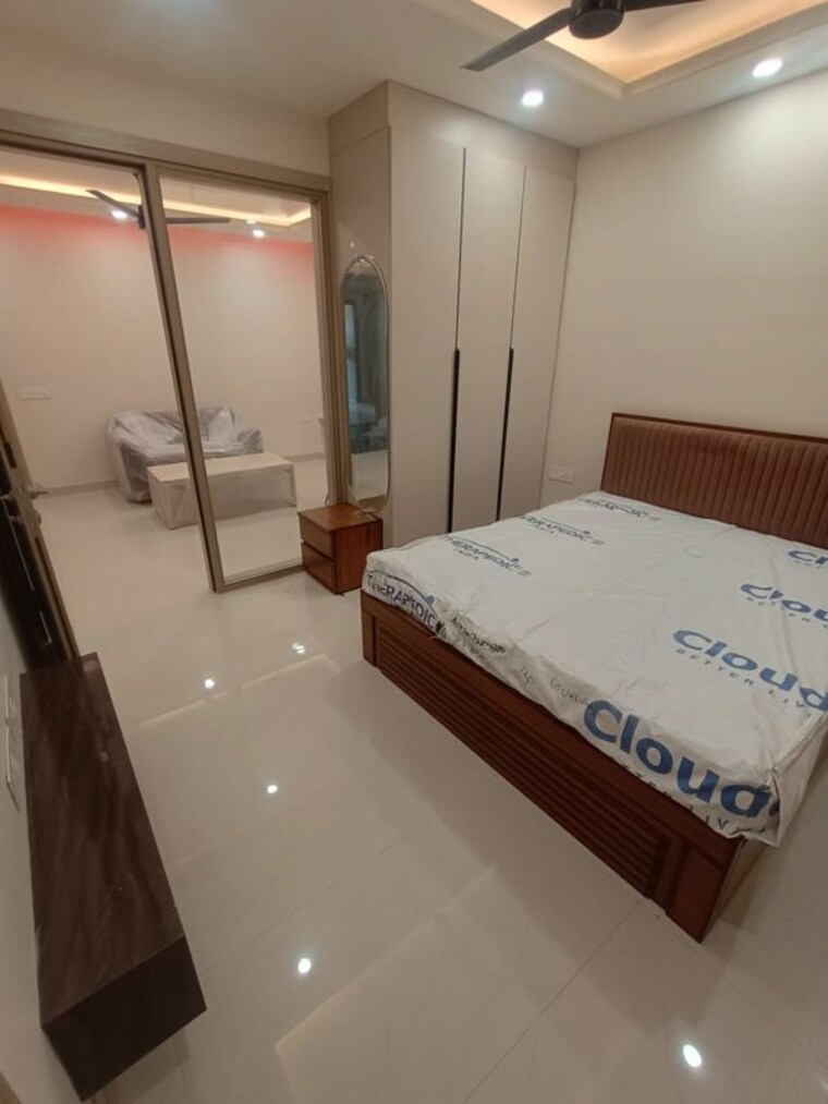 Bedroom, microtek-greenburg 2.5 Bedroom 1480 Sq.Ft. Apartment In Sector 86 Gurgaon 10068433