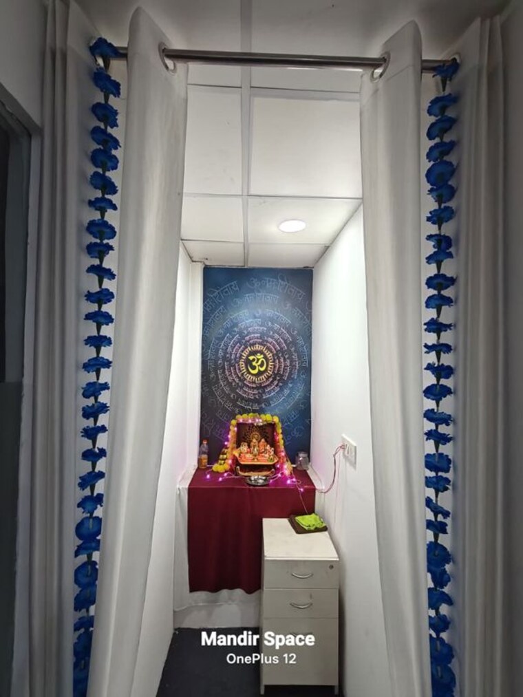 undefined, sector 63 Commercial Office Space 2600 Sq.Ft. In Sector 63 Noida 10068453